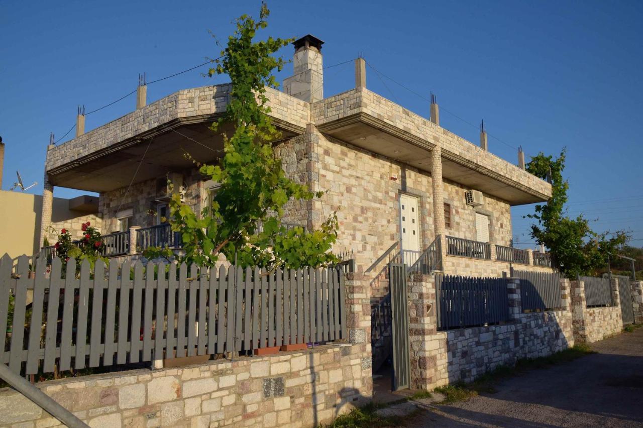 Stone Villa Corinth Eksteriør bilde